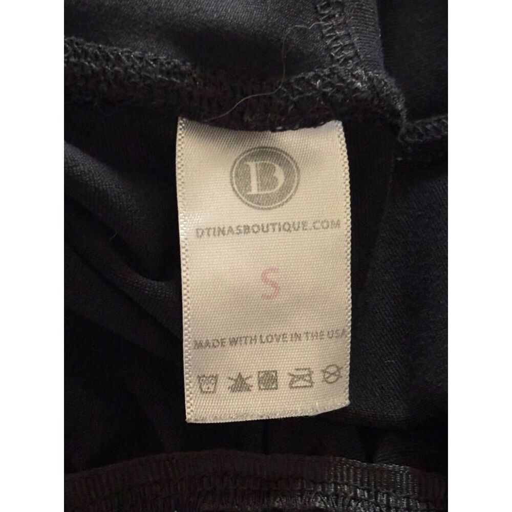 Dtina D'Tina's Boutique Scrunch Butt Gym Lift Shorts Black Small S - Picture 3 of 3